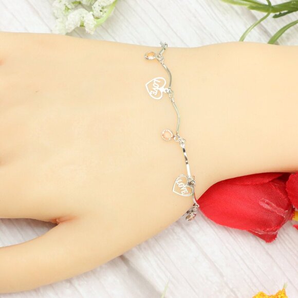 "Trendy Handmade Bracelet – A Thoughtful Gift for Girls & Women | UNVRC1002 - Picture 8 of 10